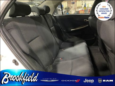 Used 2010 Toyota Corolla image 18