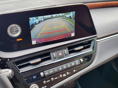 New 2025 Lexus ES 350 w/ Premium Package image 12