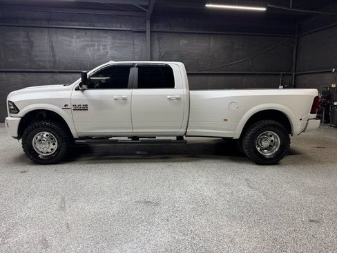 Used 2018 RAM 3500 Laramie w/ Sport Appearance Group AWD/4WD image 8