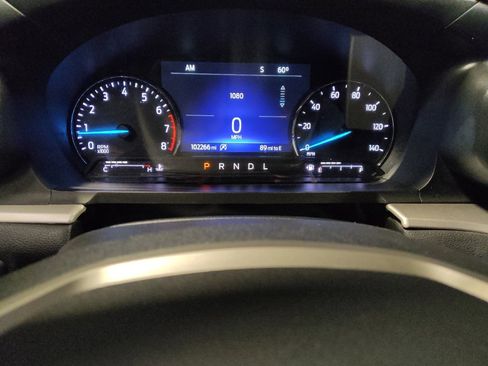 Used 2021 Ford Explorer XLT w/ Equipment Group 202A image 23