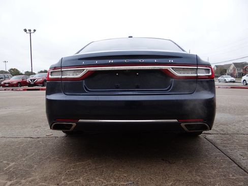 Used 2017 Lincoln Continental Reserve image 7