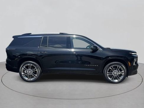 Used 2026 Chevrolet Traverse High Country AWD/4WD image 5