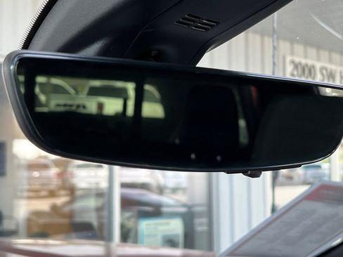 Used 2022 GMC Sierra 2500 Denali w/ Denali Ultimate Package image 23