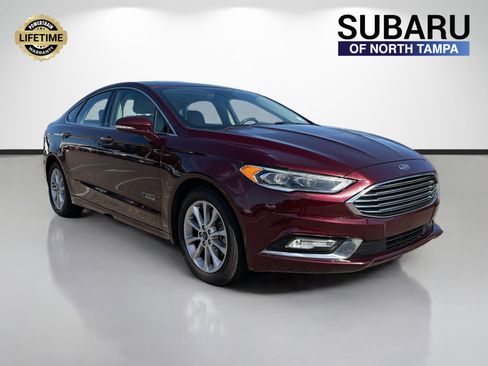 Used 2017 Ford Fusion Energi SE image 1