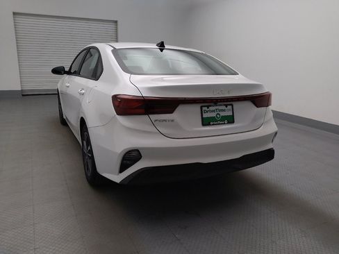 Used 2024 Kia Forte LXS image 6