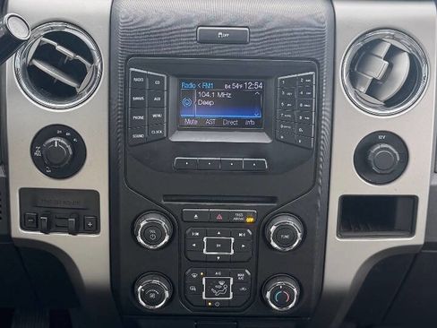 Used 2013 Ford F150 XLT w/ Luxury Equipment Group image 13