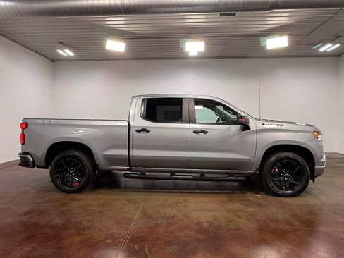 Used 2025 Chevrolet Silverado 1500 RST w/ Redline Edition AWD/4WD image 23