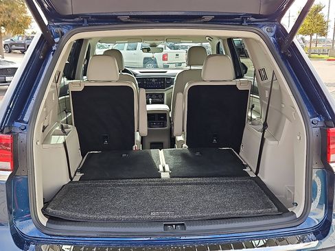 Certified 2023 Volkswagen Atlas SEL Premium image 6