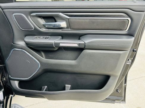 Used 2024 RAM 1500 Laramie image 33