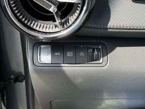 Used 2026 Chevrolet Equinox LT AWD/4WD image 16