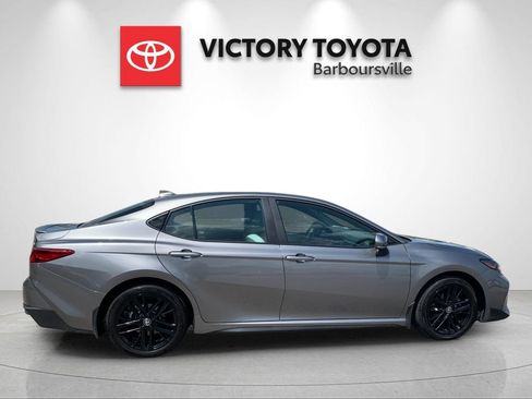 Used 2025 Toyota Camry SE w/ Convenience Package AWD/4WD image 6