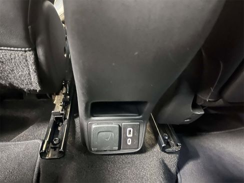 Used 2021 Buick Encore GX Essence w/ Advanced Technology Package image 15