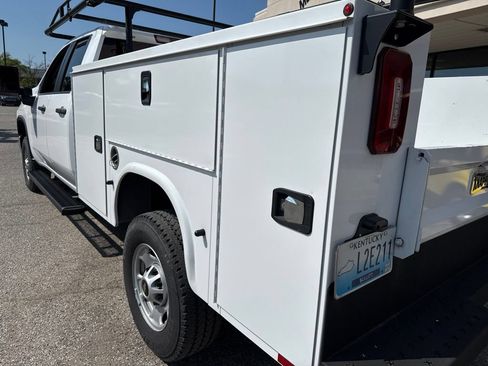 Used 2024 Chevrolet Silverado 2500 W/T w/ WT Convenience Package AWD/4WD image 10