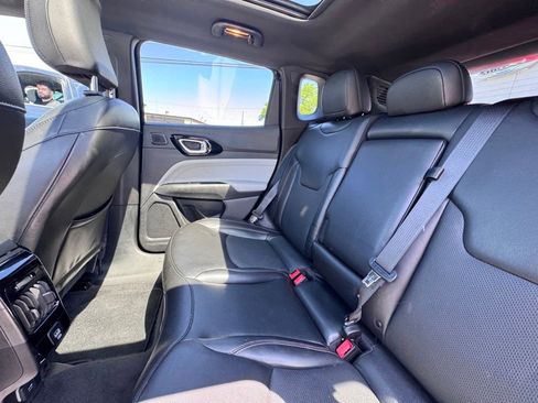 Certified 2023 Jeep Compass Limited w/ Sun and Sound Group AWD/4WD image 16