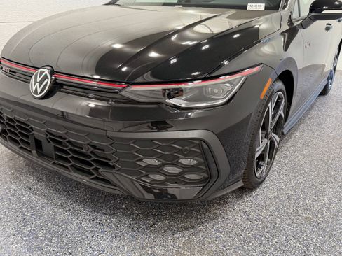 New 2026 Volkswagen GTI SE FWD image 15