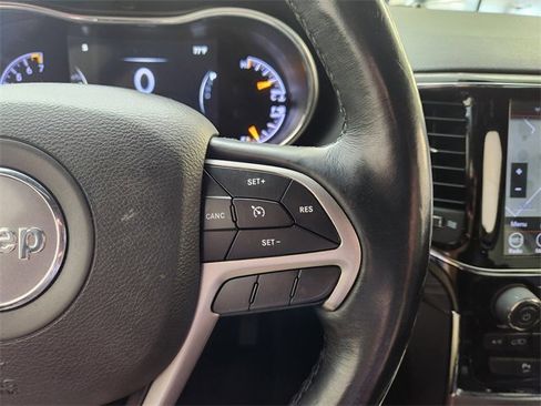 Used 2019 Jeep Grand Cherokee Altitude image 27