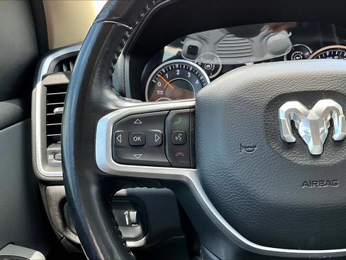 Used 2020 RAM 1500 Big Horn AWD/4WD image 12