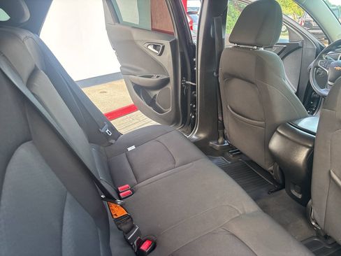 Used 2018 Chevrolet Malibu LS FWD image 19