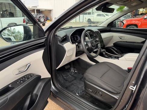 Used 2024 Hyundai Tucson SEL image 14