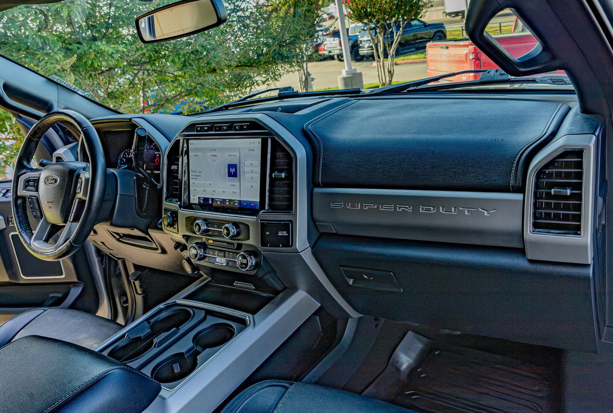 Used 2022 Ford F350 Lariat w/ Lariat Ultimate Package AWD/4WD image 17