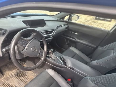 Used 2022 Lexus UX 250h 250h Base w/ Premium Package image 12