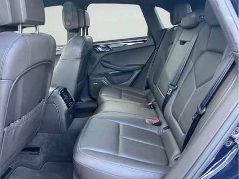 Used 2019 Porsche Macan AWD/4WD image 11