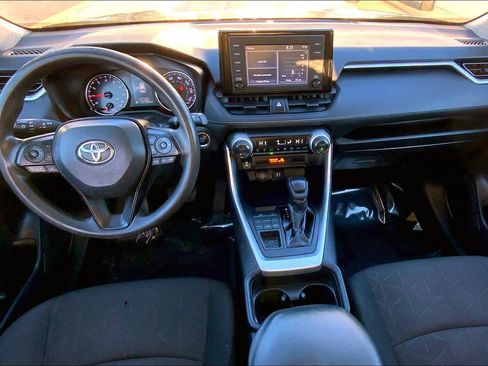Used 2019 Toyota RAV4 XLE image 15