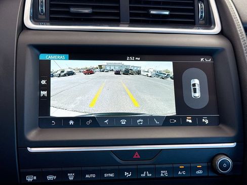 Used 2020 Jaguar E-PACE SE AWD/4WD image 15