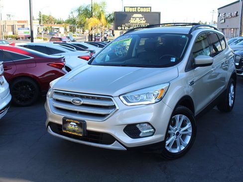 Used 2018 Ford Escape SEL FWD image 38