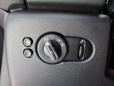 Used 2024 MINI Cooper S FWD image 36