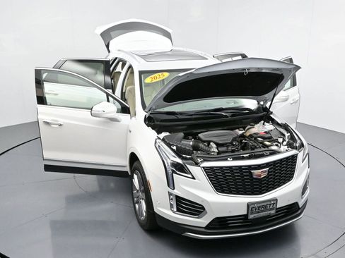 Used 2025 Cadillac XT5 Premium Luxury w/ Technology Package image 47