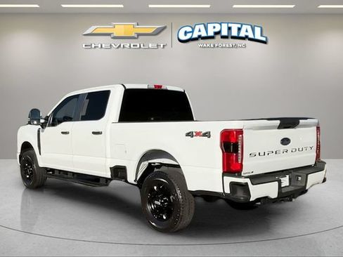 Used 2024 Ford F250 XL w/ STX Appearance Package AWD/4WD image 3