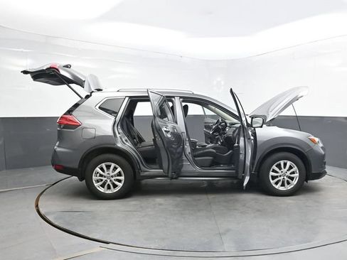 Used 2017 Nissan Rogue SV w/ SV Premium Package AWD/4WD image 51