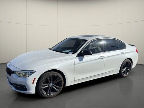 Used 2018 BMW 330i Sedan image 3