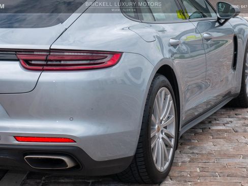 Used 2019 Porsche Panamera RWD image 49