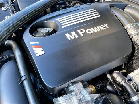 Used 2018 BMW M4 Convertible w/ Competition Package image 31