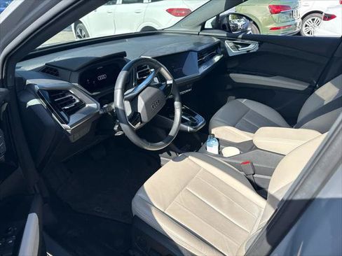 Used 2023 Audi Q4 e-tron Premium Plus w/ Premium Plus AWD/4WD image 7