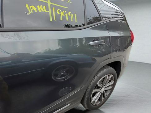 Used 2019 GMC Terrain Denali w/ Advanced Safety Package image 30