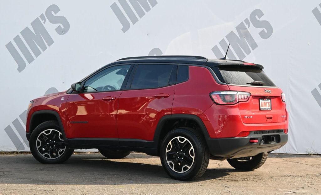 Used 2017 Jeep Compass Trailhawk w/ Leather Interior Group AWD/4WD image 7
