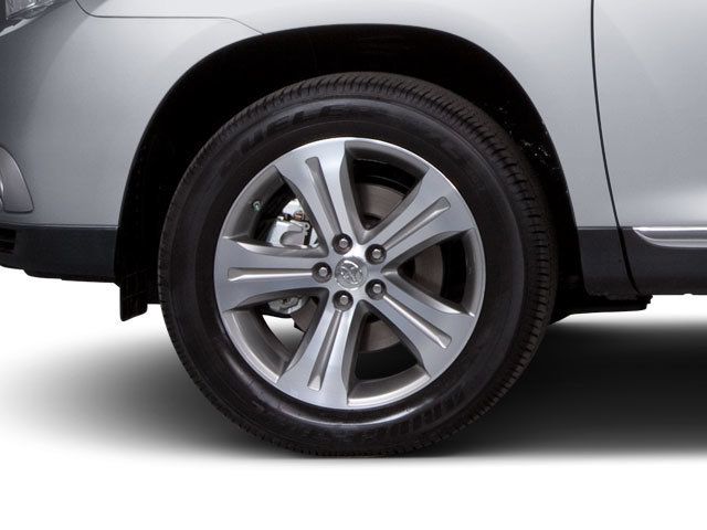 Used 2013 Toyota Highlander SE AWD/4WD image 11
