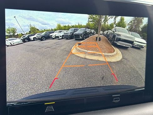 Used 2024 Chevrolet Tahoe LT RWD image 28