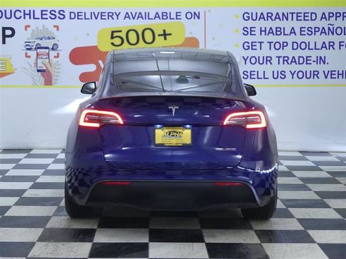 Used 2022 Tesla Model Y Performance image 5