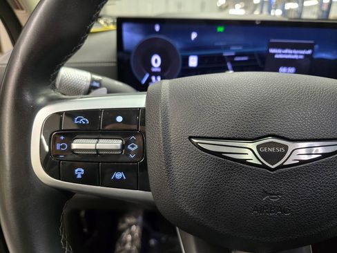 Used 2025 Genesis GV80 2.5T Standard AWD/4WD image 18