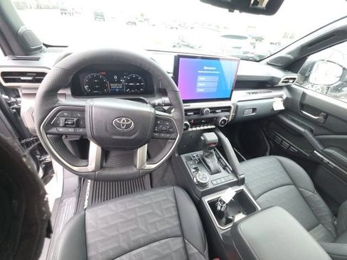 New 2026 Toyota Tacoma TRD Off-Road AWD/4WD image 9