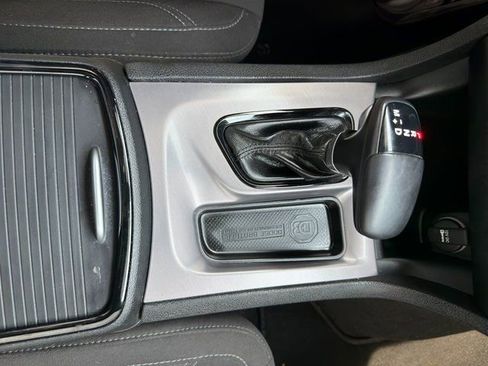 Used 2023 Dodge Charger SXT w/ Blacktop Package image 27