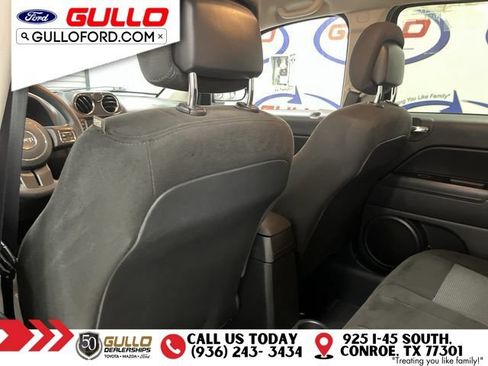 Used 2015 Jeep Compass Sport w/ Power Value Group FWD image 16
