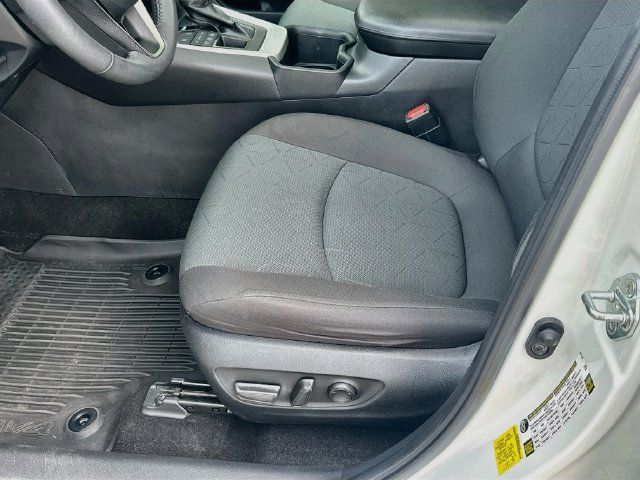 Used 2023 Toyota RAV4 XLE w/ Convenience Package AWD/4WD image 18