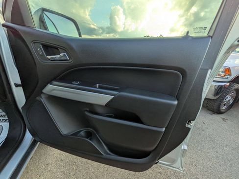 Used 2017 Chevrolet Colorado LT w/ LT Convenience Package AWD/4WD image 20