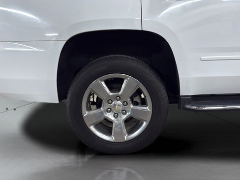 Used 2020 Chevrolet Tahoe Premier AWD/4WD image 25