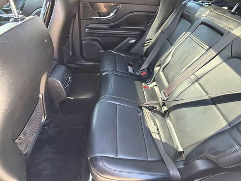 Used 2022 Lincoln Corsair FWD w/ Premium Package image 19